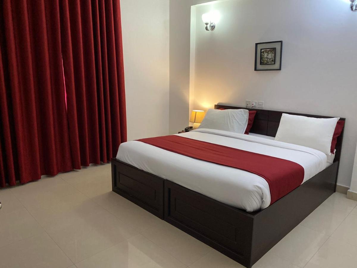 Azaiba Hotel Apartments Mascate Extérieur photo