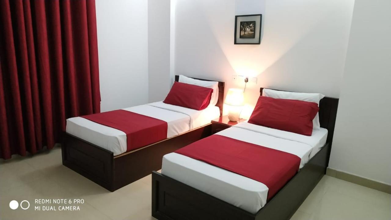 Azaiba Hotel Apartments Mascate Extérieur photo